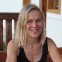Eine begeisterte WildnisKulturHof-Mitarbeiterin-
